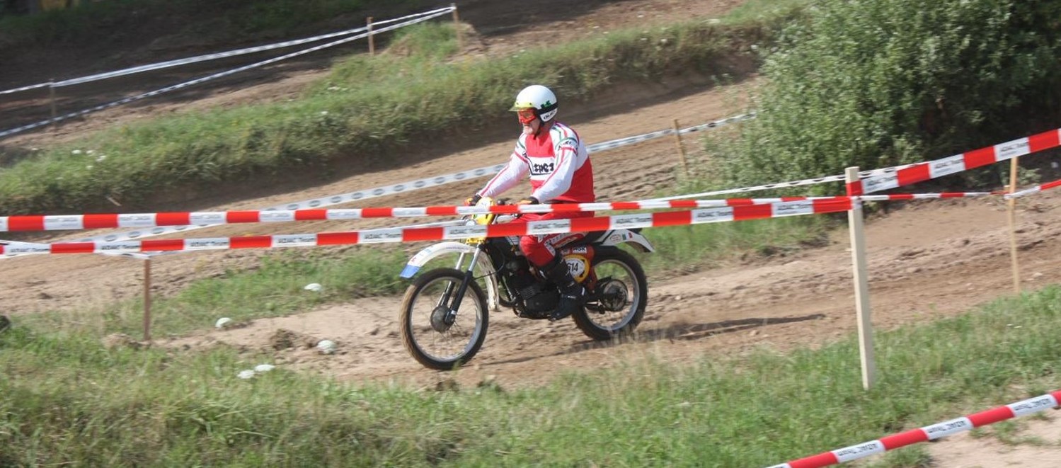 48i